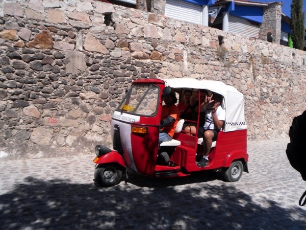 No por subirte a un mototaxi eres biker asi que dejate de señitas pende..