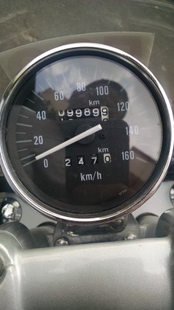 9989.9 KM Muy bien rodados
