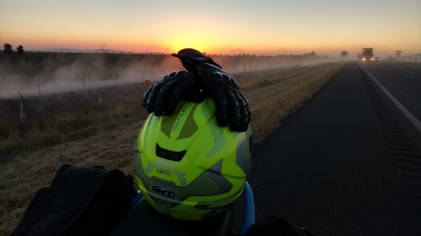 Ultimo atardecer en la carretera